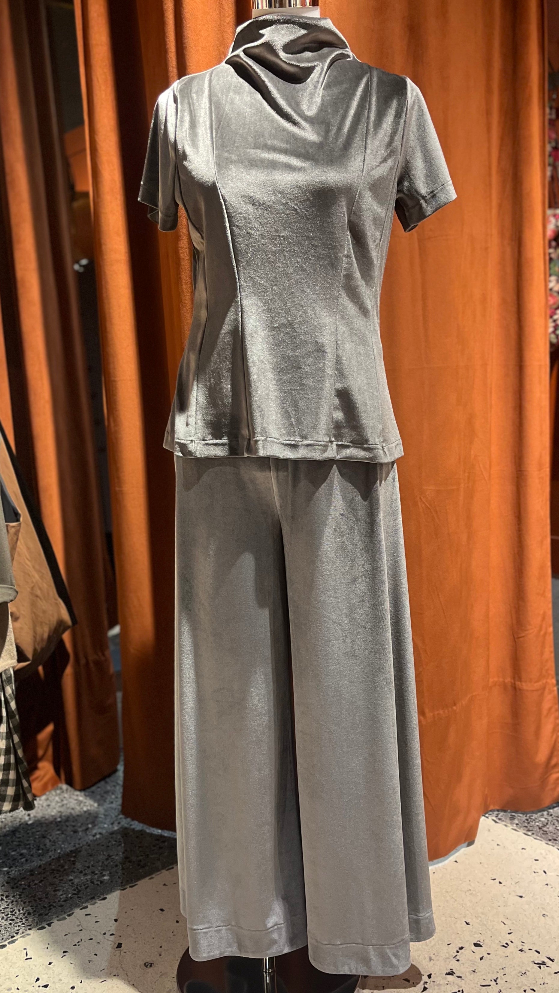 Blusa grigio perla
