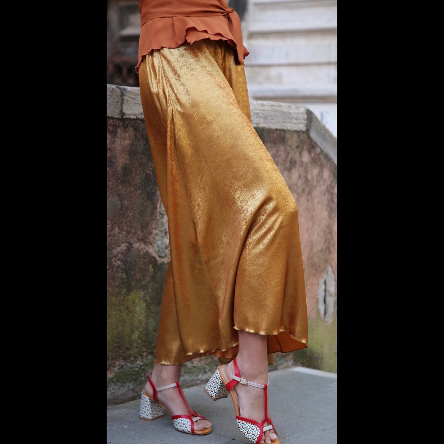 Pantalone ampio