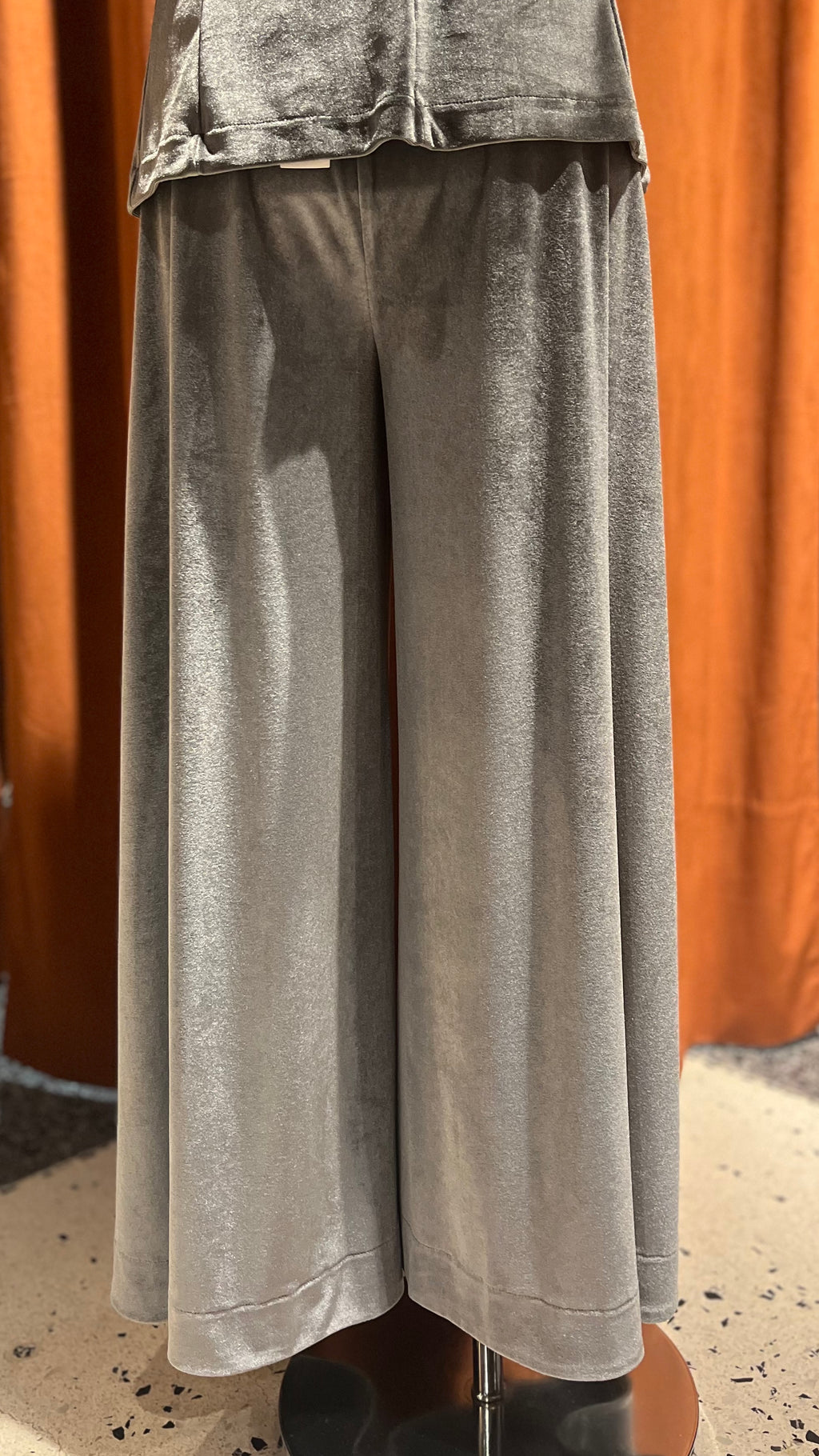 Pantalone grigio perla