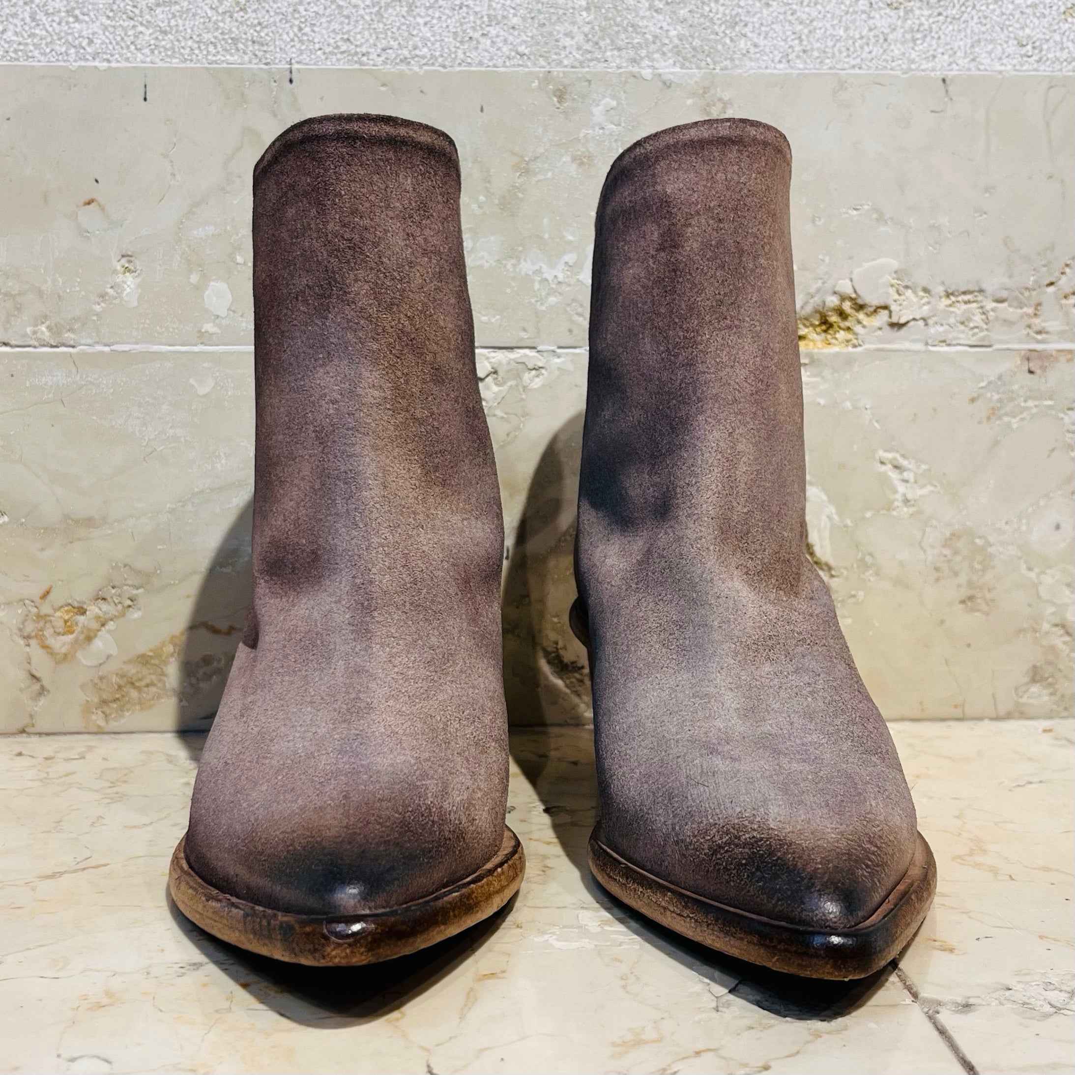 Stivaletto camoscio lavato